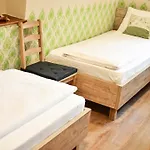 Pava Apartmanhaz * Makó