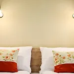 Pava Apartmanhaz Appartement *