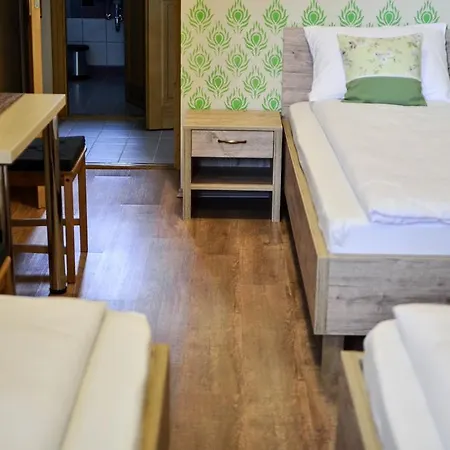 Pava Apartmanhaz * Makó