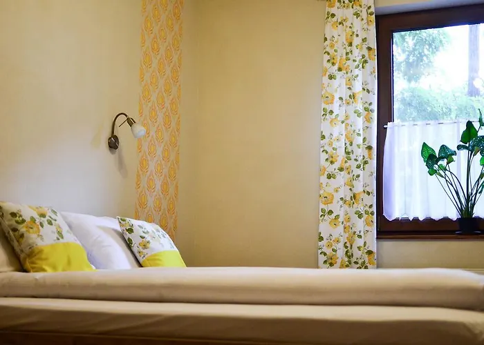 Páva Apartamento Makó